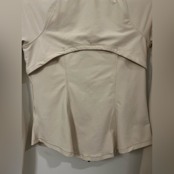 Old Navy Women Jacket Cream Long SleeveCompression Full Zip Activewear XS (0195) - Picture 9 of 10